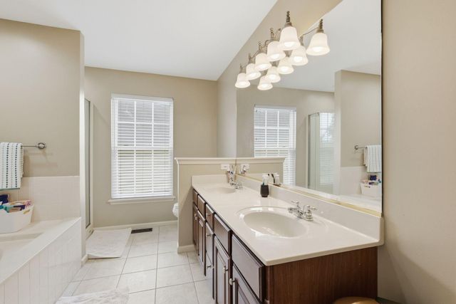 108 Belfair Court, Georgetown, KY 40324