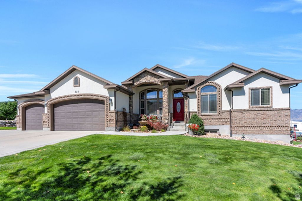322 W LARIAT BLVD, Saratoga Springs, UT 84045 — photo 4