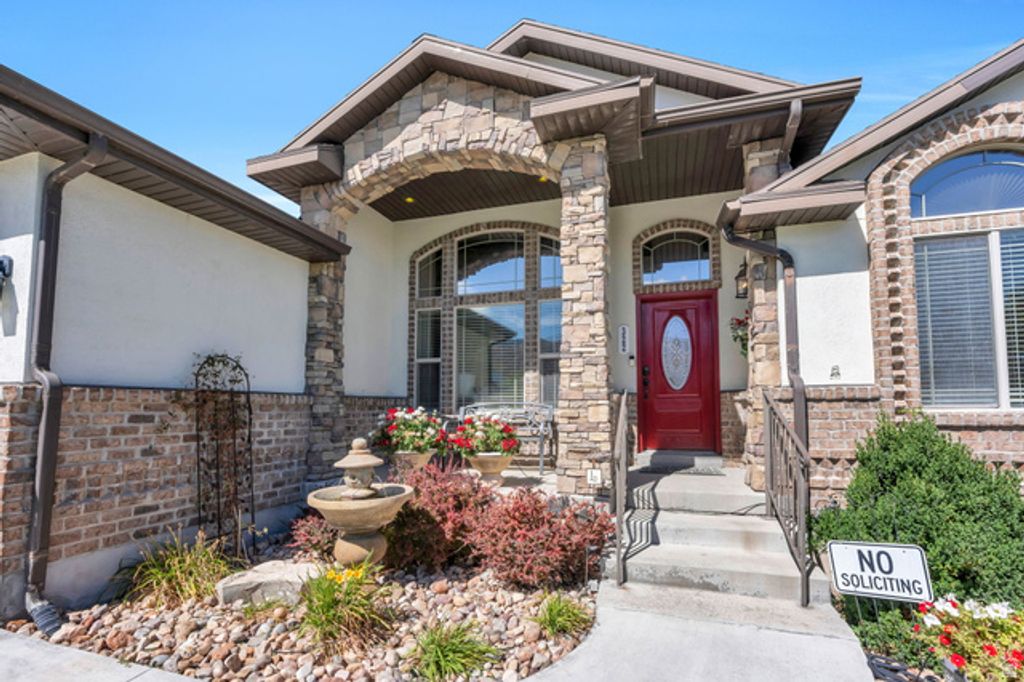 322 W LARIAT BLVD, Saratoga Springs, UT 84045 — photo 5