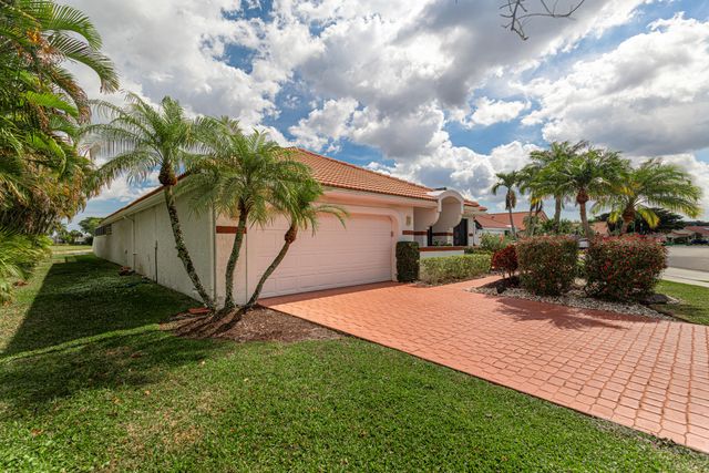 10861 White Aspen Lane, Boca Raton, FL 33428