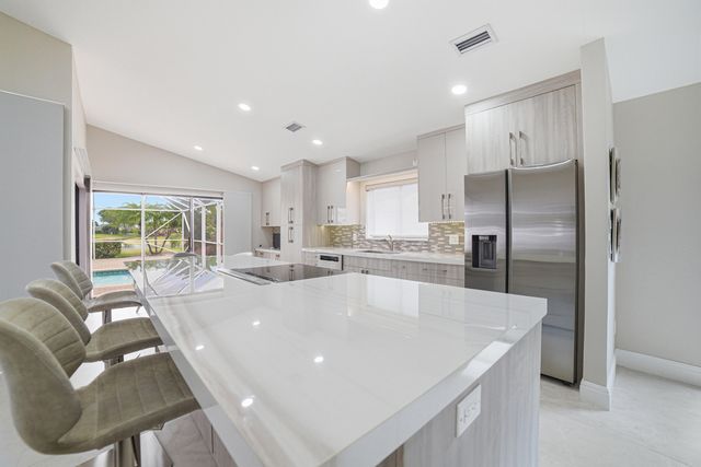 10861 White Aspen Lane, Boca Raton, FL 33428