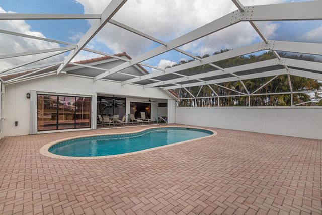 10861 White Aspen Lane, Boca Raton, FL 33428