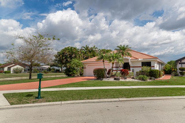 10861 White Aspen Lane, Boca Raton, FL 33428