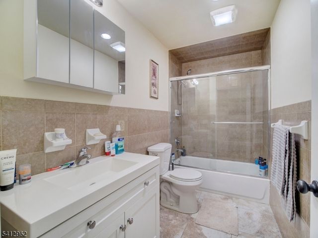 433 Linden Ave, Elizabeth City, NJ 07202