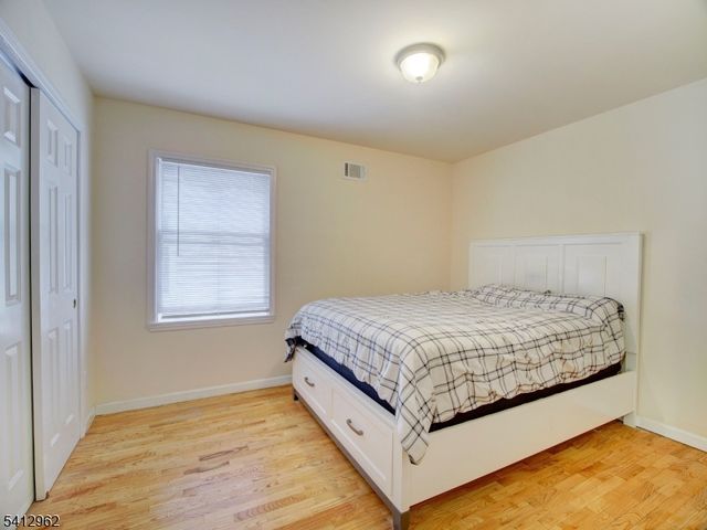 433 Linden Ave, Elizabeth City, NJ 07202