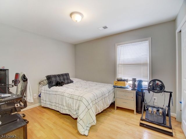 433 Linden Ave, Elizabeth City, NJ 07202