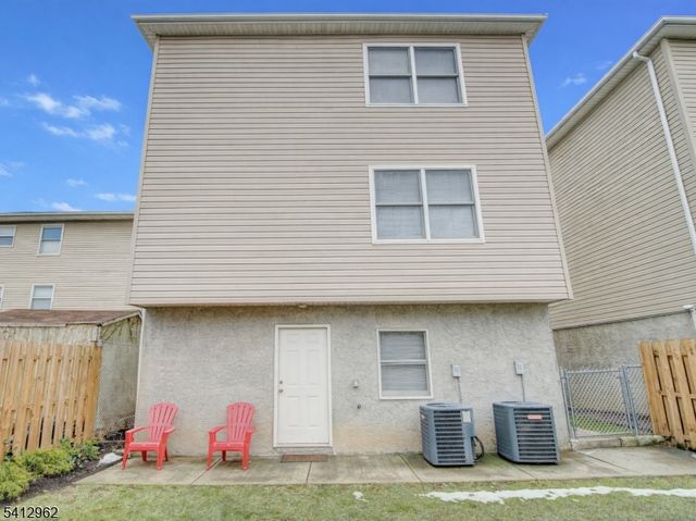 433 Linden Ave, Elizabeth City, NJ 07202