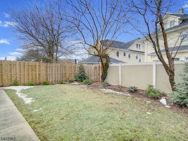 433 Linden Ave, Elizabeth City, NJ 07202