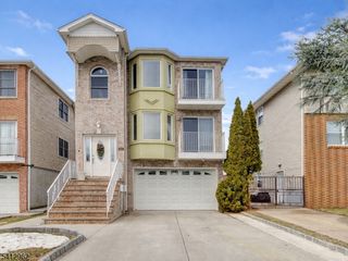 433 Linden Ave, Elizabeth City, NJ 07202