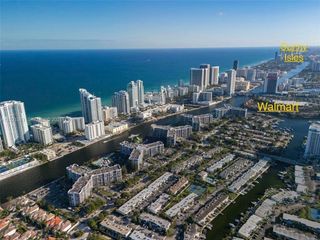 1000 Parkview Drive 316, Hallandale Beach, FL 33009