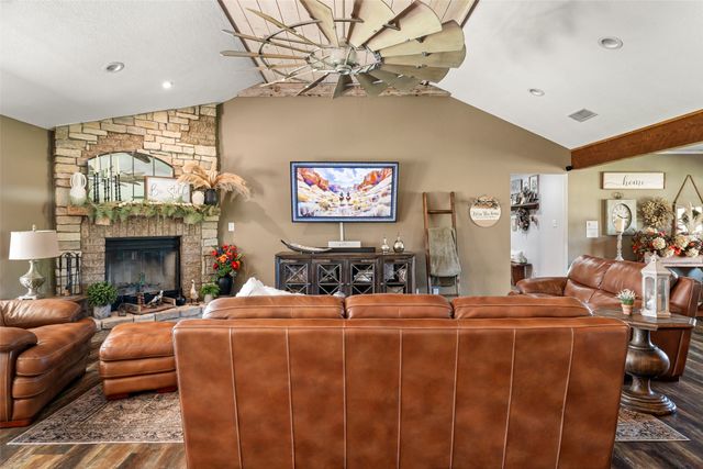 5100 Highway 144, Walnut Springs, TX 76690