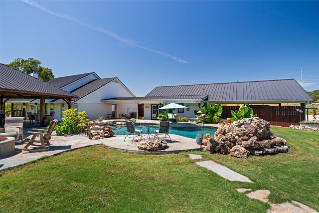 5100 Highway 144, Walnut Springs, TX 76690