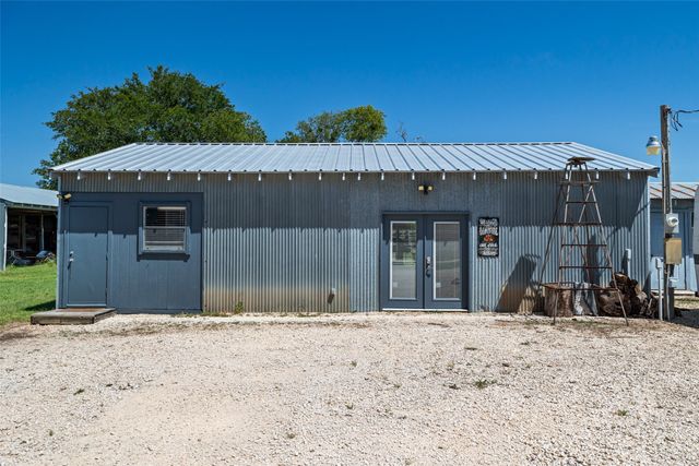 5100 Highway 144, Walnut Springs, TX 76690