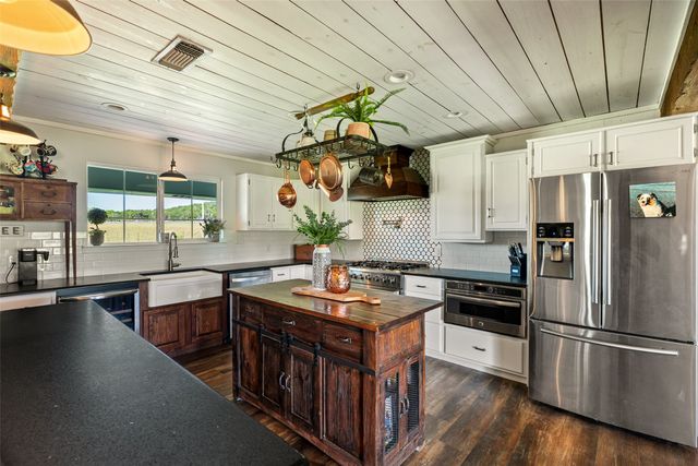 5100 Highway 144, Walnut Springs, TX 76690