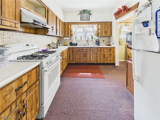 927 32nd Street, Parkersburg, WV 26104
