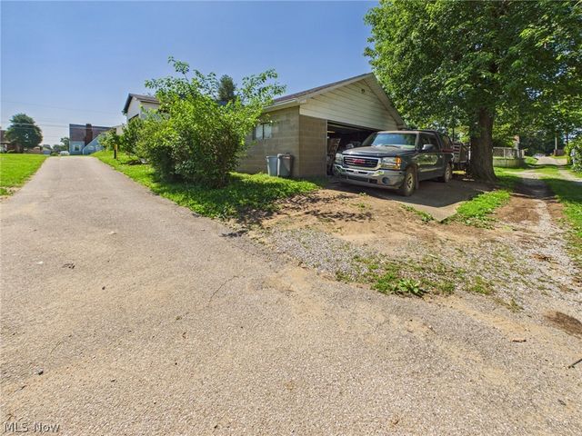927 32nd Street, Parkersburg, WV 26104