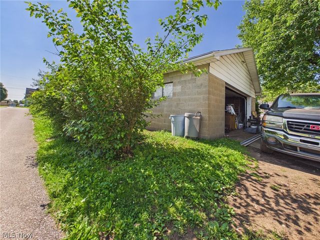 927 32nd Street, Parkersburg, WV 26104