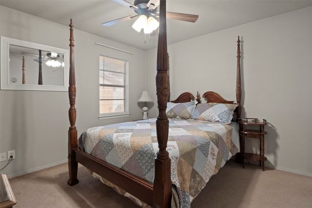 106 Wayne Drive, Sanger, TX 76266