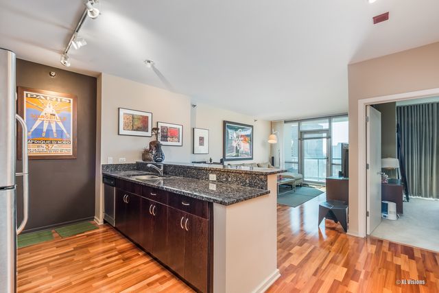 125 S Green Street 907A, Chicago, IL 60607