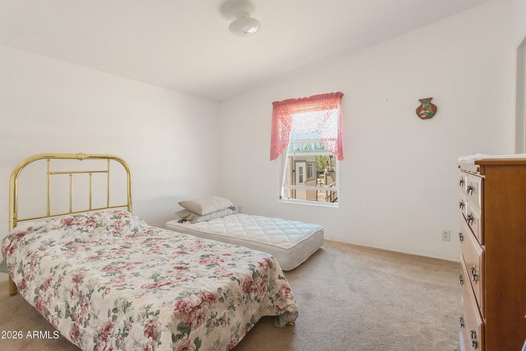 Image 21 of property listing at 684 S Lazy Beaver Way, Sierra Vista, AZ 85635