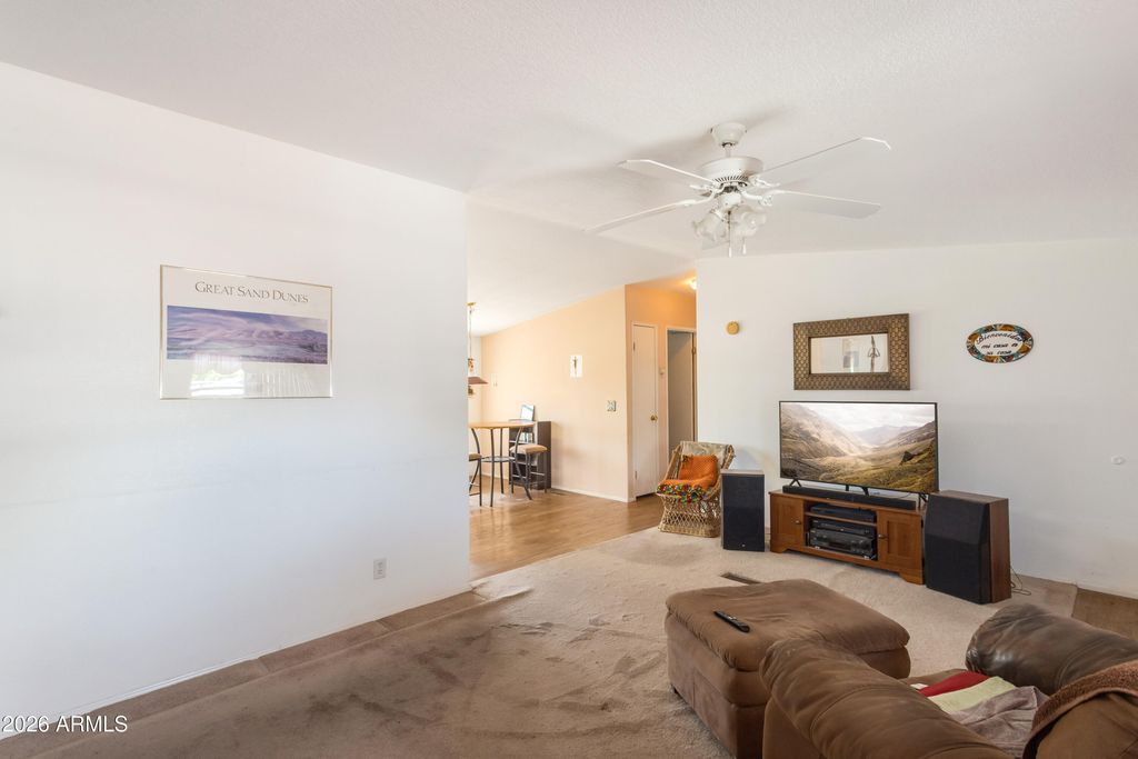 Image 7 of property listing at 684 S Lazy Beaver Way, Sierra Vista, AZ 85635