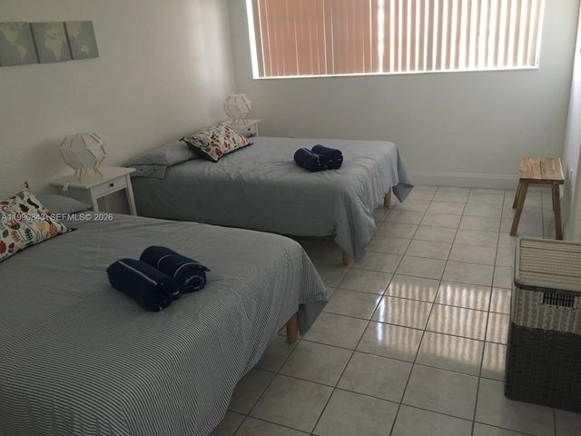 7601 Byron Ave 3A, Miami Beach, FL 33141