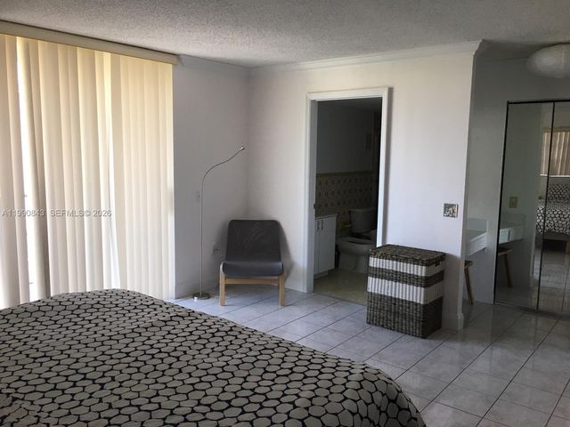 7601 Byron Ave 3A, Miami Beach, FL 33141