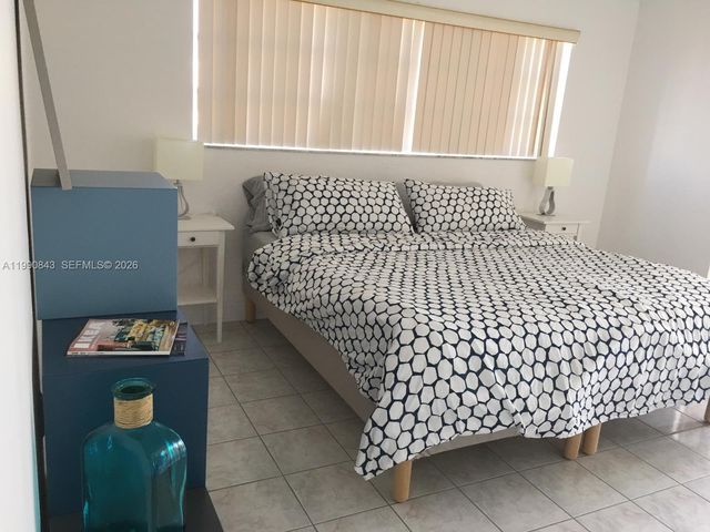 7601 Byron Ave 3A, Miami Beach, FL 33141