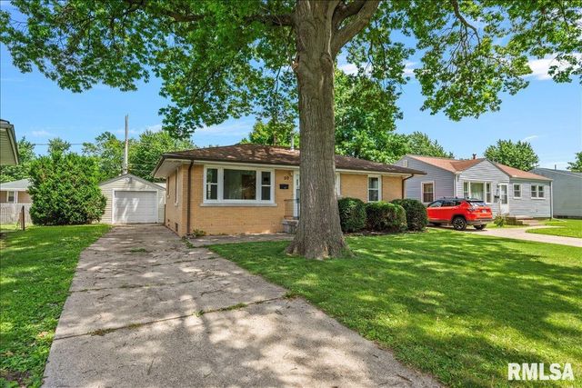 50 MIDLAND Court, Springfield, IL 62702