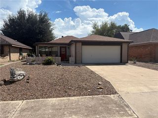 421 Diana Drive, Alamo, TX 78516