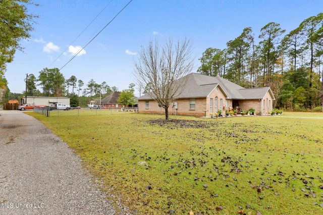 14449 Pine Ridge Road, Vancleave, MS 39565