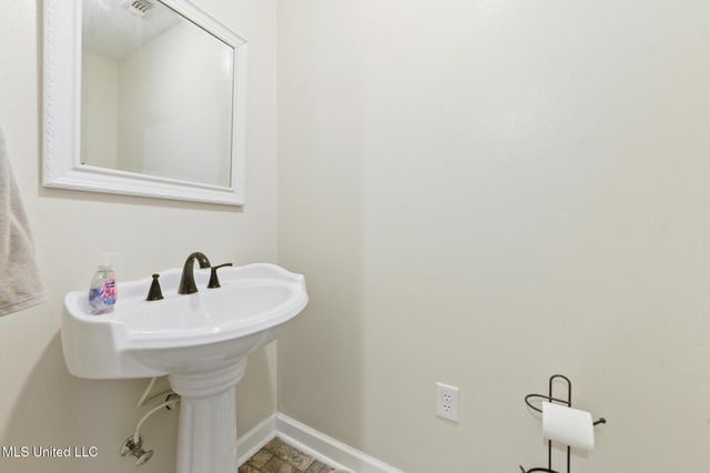 14449 Pine Ridge Road, Vancleave, MS 39565