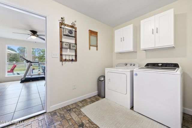 14449 Pine Ridge Road, Vancleave, MS 39565