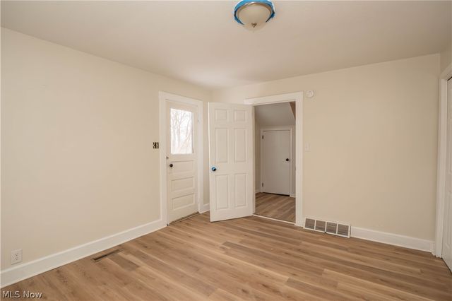 7192-7194 Middlebranch Avenue NE, Canton, OH 44721