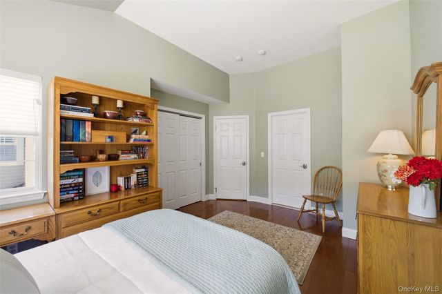 126 Erin Lane, East Setauket, NY 11733