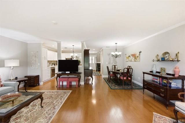 126 Erin Lane, East Setauket, NY 11733