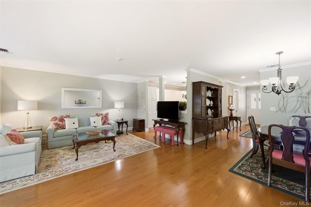 126 Erin Lane, East Setauket, NY 11733