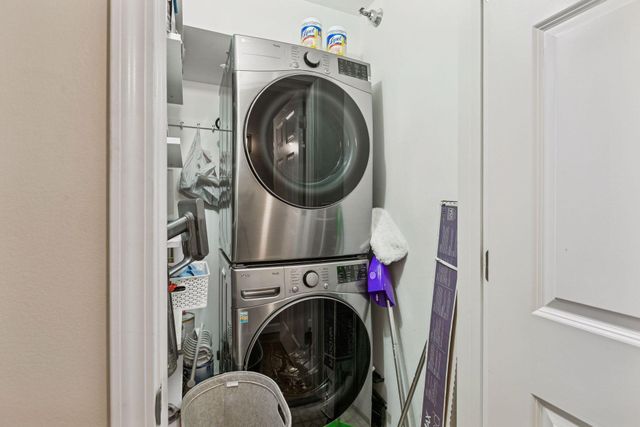 78 10th Street E 1710, Saint Paul, MN 55101