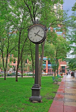 78 10th Street E 1710, Saint Paul, MN 55101