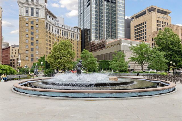 78 10th Street E 1710, Saint Paul, MN 55101