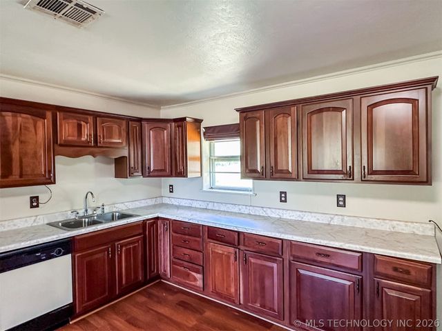 109948 S 4155 Road, Checotah, OK 74426