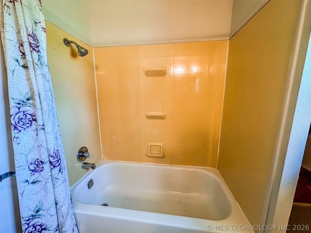 109948 S 4155 Road, Checotah, OK 74426