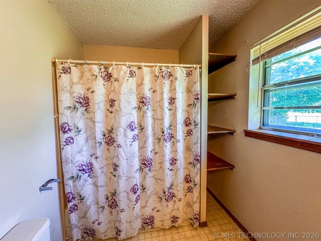 109948 S 4155 Road, Checotah, OK 74426