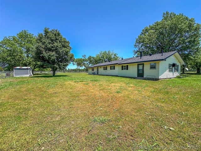 109948 S 4155 Road, Checotah, OK 74426