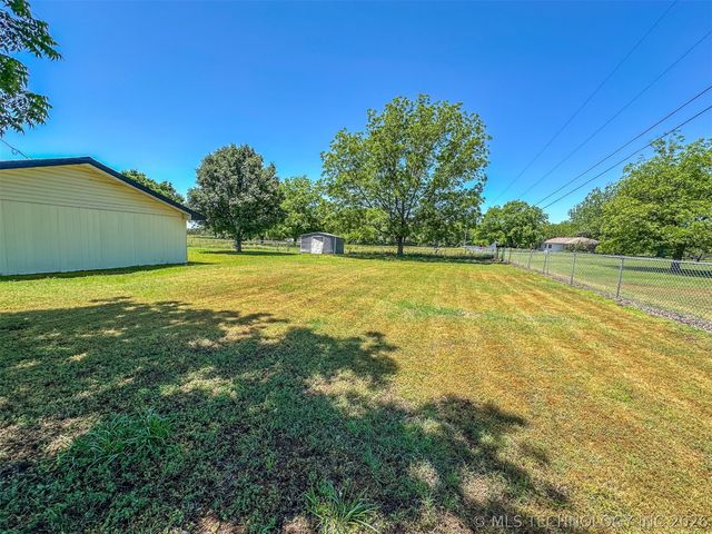 109948 S 4155 Road, Checotah, OK 74426
