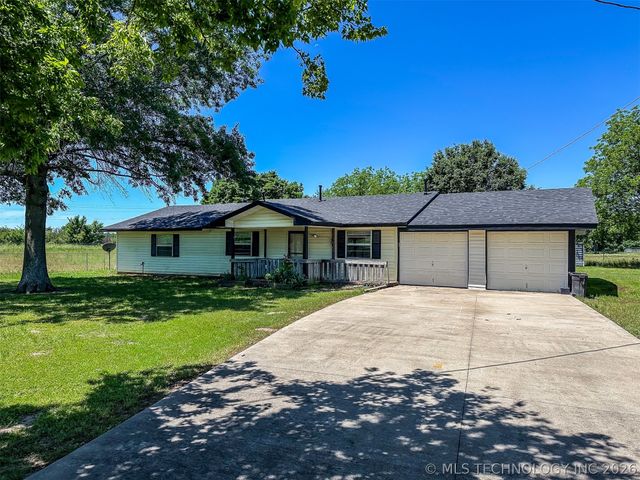 109948 S 4155 Road, Checotah, OK 74426