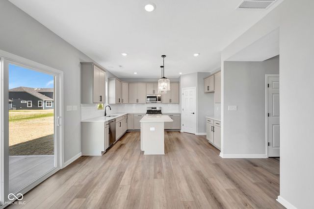 4106 Helm's Mill Drive, Mccordsville, IN 46055