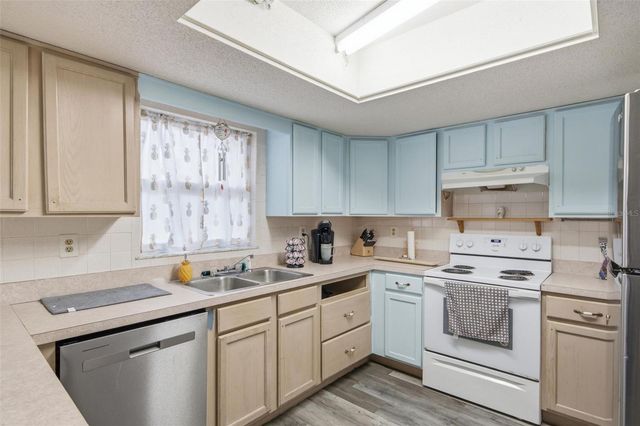 5537 W CAGNEY LOOP, Homosassa, FL 34448