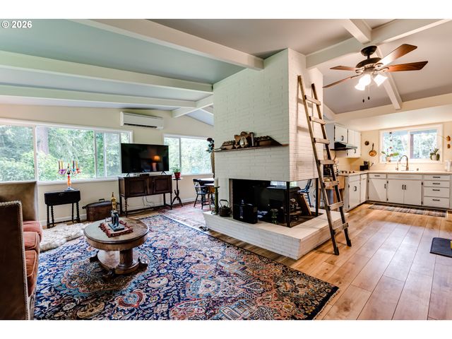 29625 GIMPL HILL Rd, Eugene, OR 97402