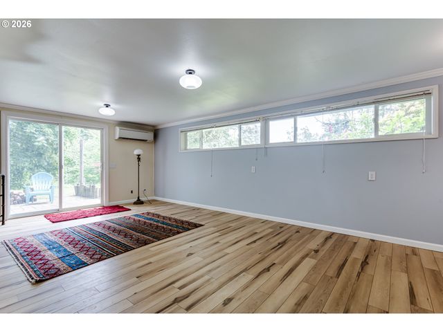 29625 GIMPL HILL Rd, Eugene, OR 97402